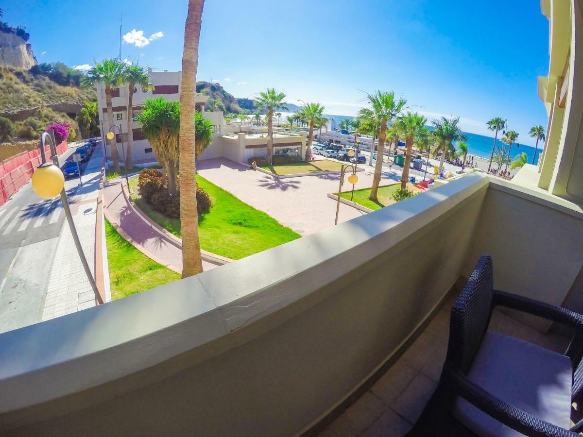 Burriana Beach Apartment เนร์คา ภายนอก รูปภาพ