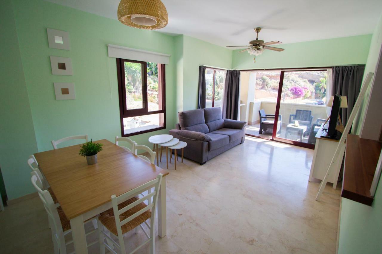 Burriana Beach Apartment เนร์คา ภายนอก รูปภาพ
